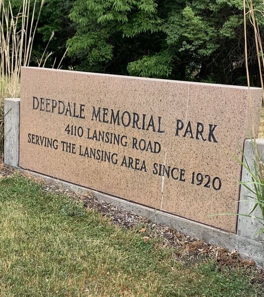 Deepdale Memorial Gardens, cemetery plots (3)