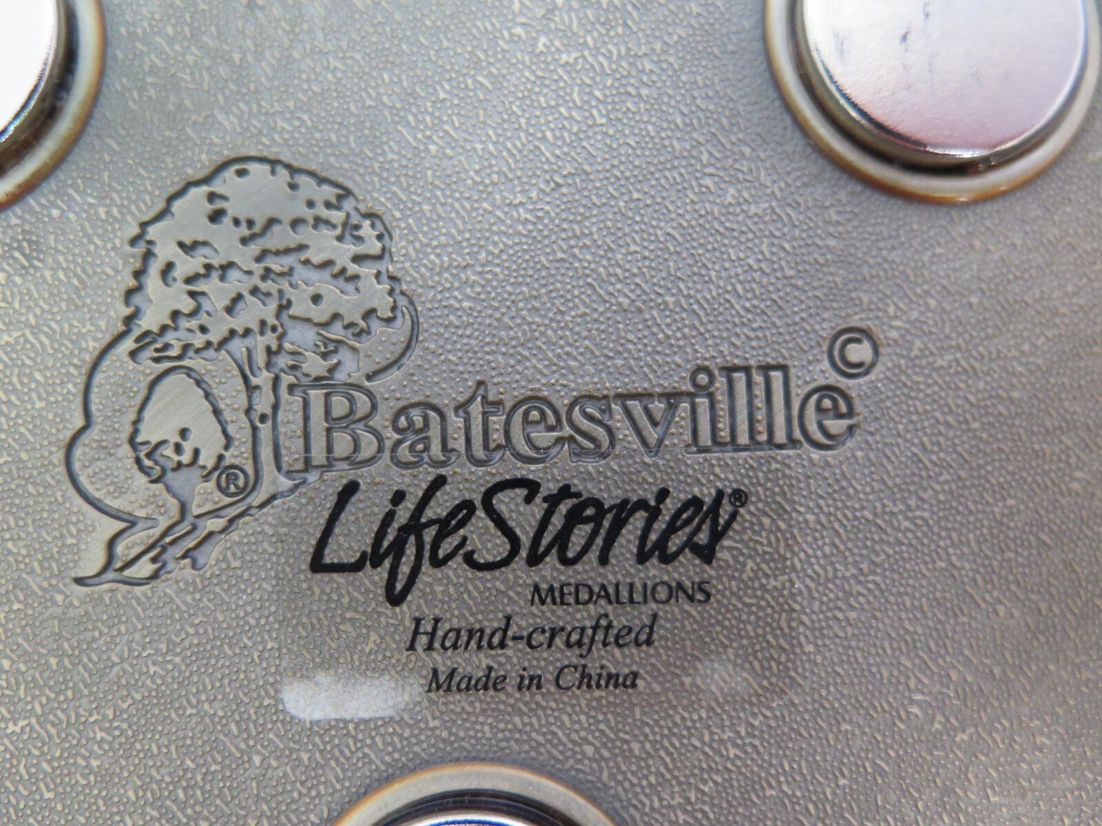 Batesville LifeStories Medallions Bronze Casket Magnet – Beloved Husband – b10