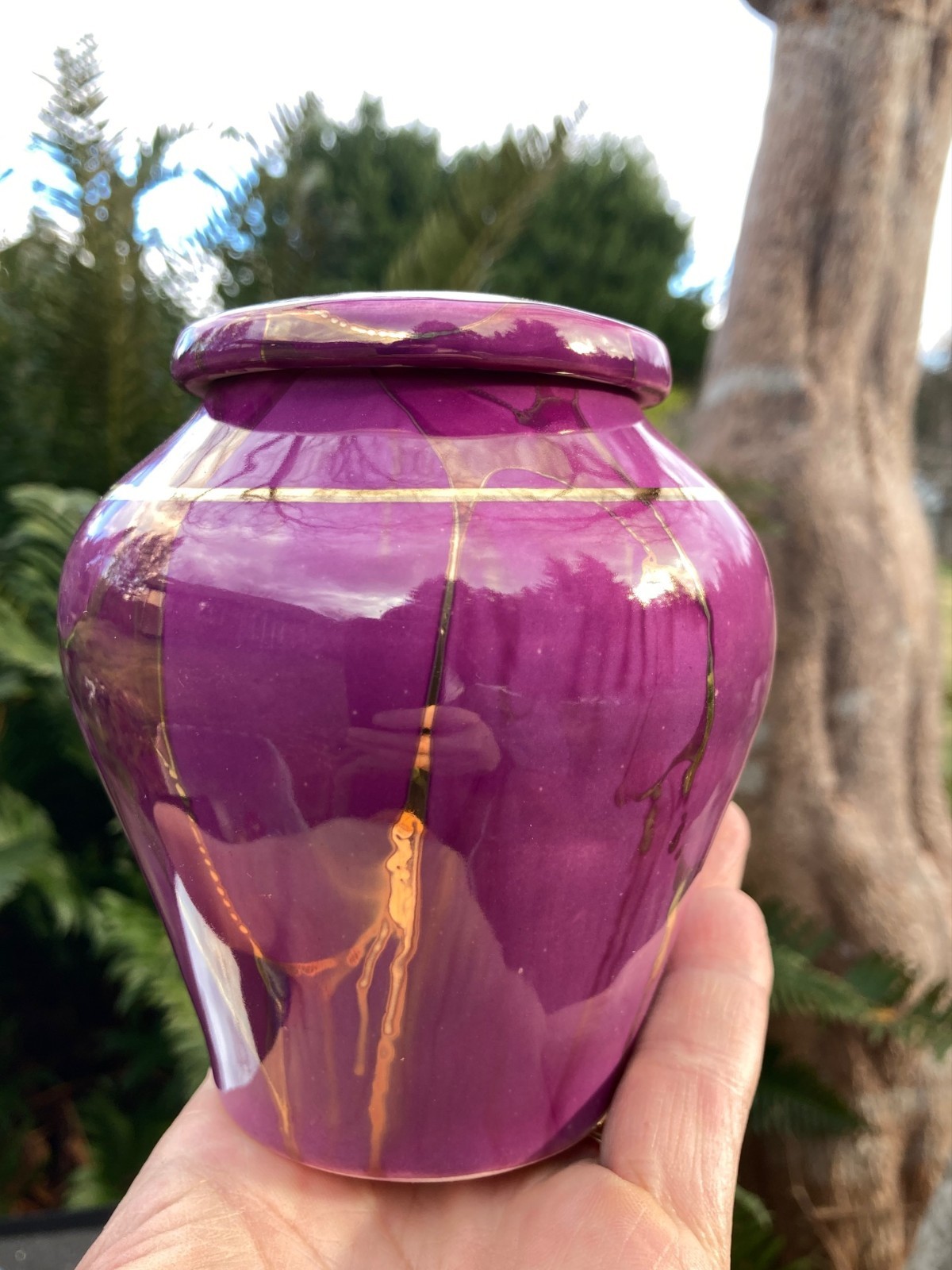 Handmade Ceramic Cremation Urn in Mother of Pearl small size for pet ashes 50 ci
