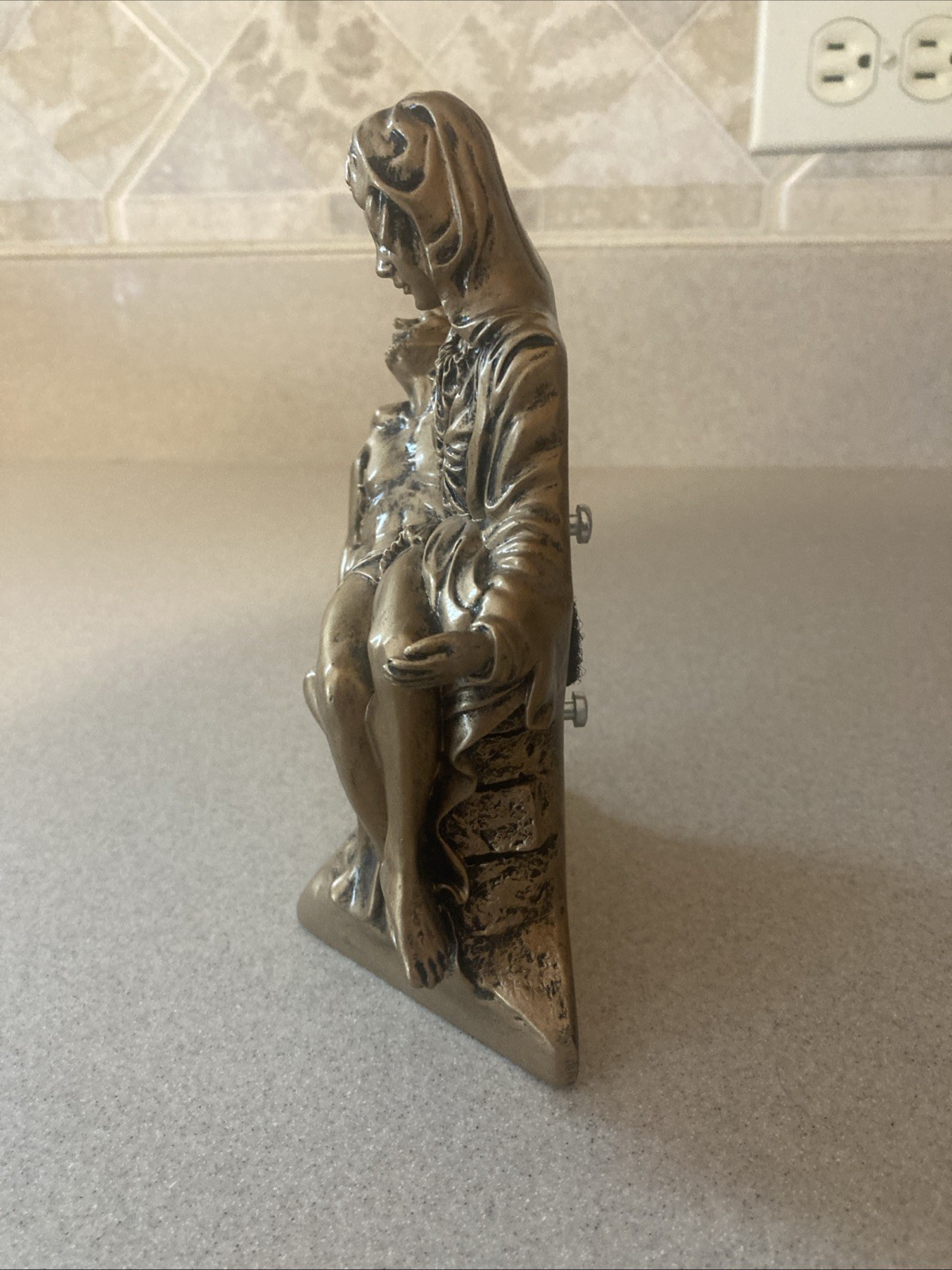 BATESVILLE CASKET COMPANY LIFE SYMBOLS PIETA CASKET CORNER FUNERAL