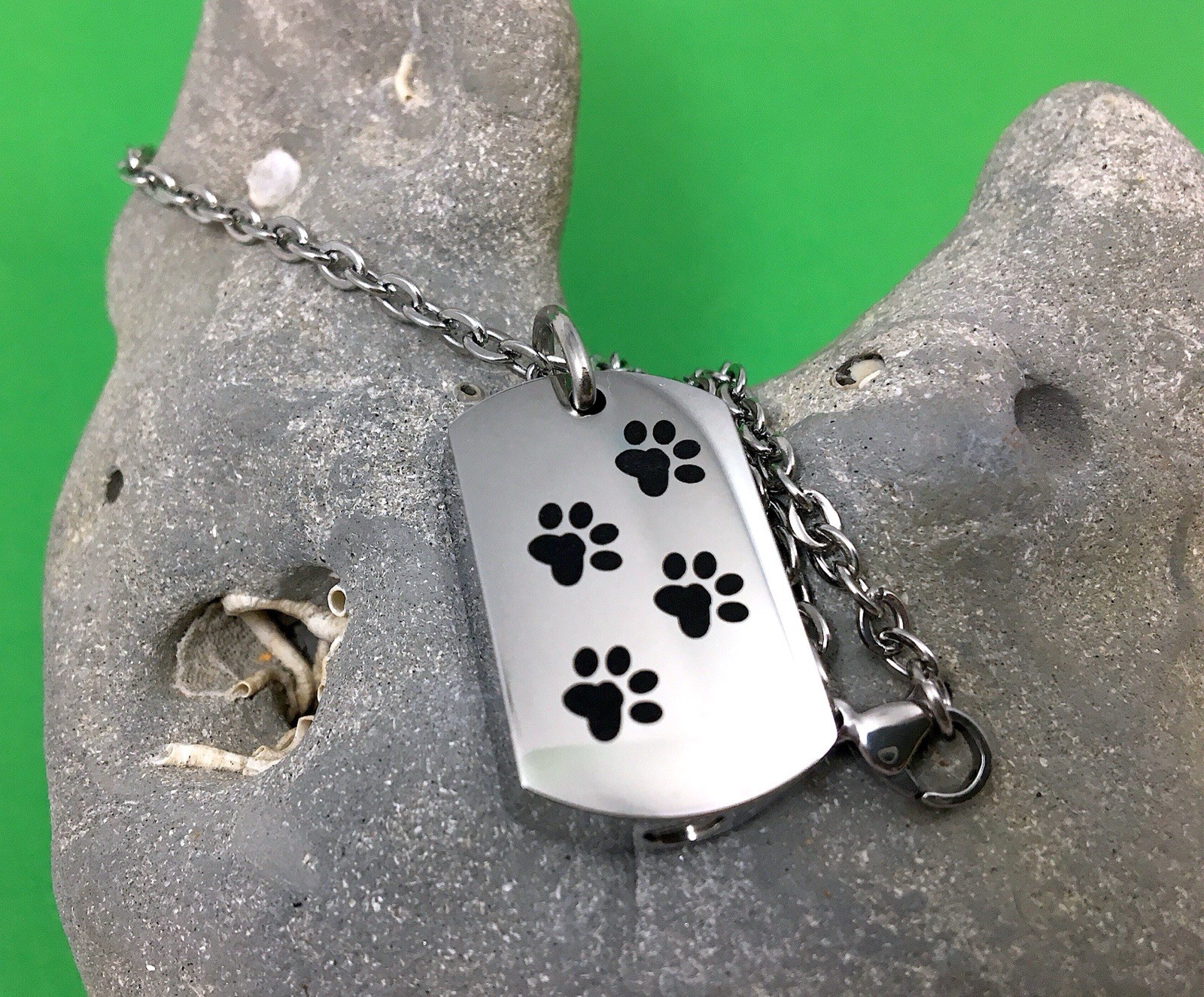 Keyring Urn .5″ Key Chain Pet Cremation Pendant Holds Ashes Dog Cat Paw Prints