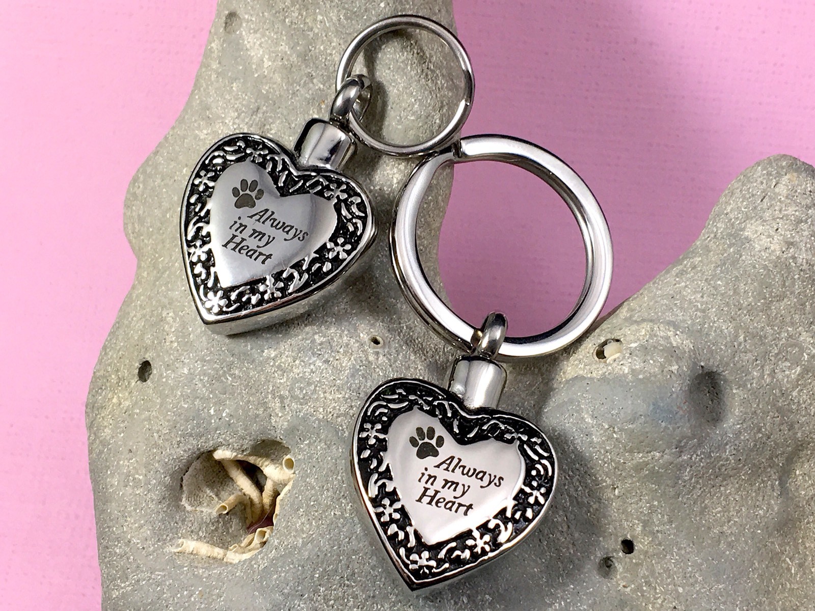 Keyring Urn .5″ Key Chain Pet Cremation Pendant Dog Cat Ash Always in my Heart