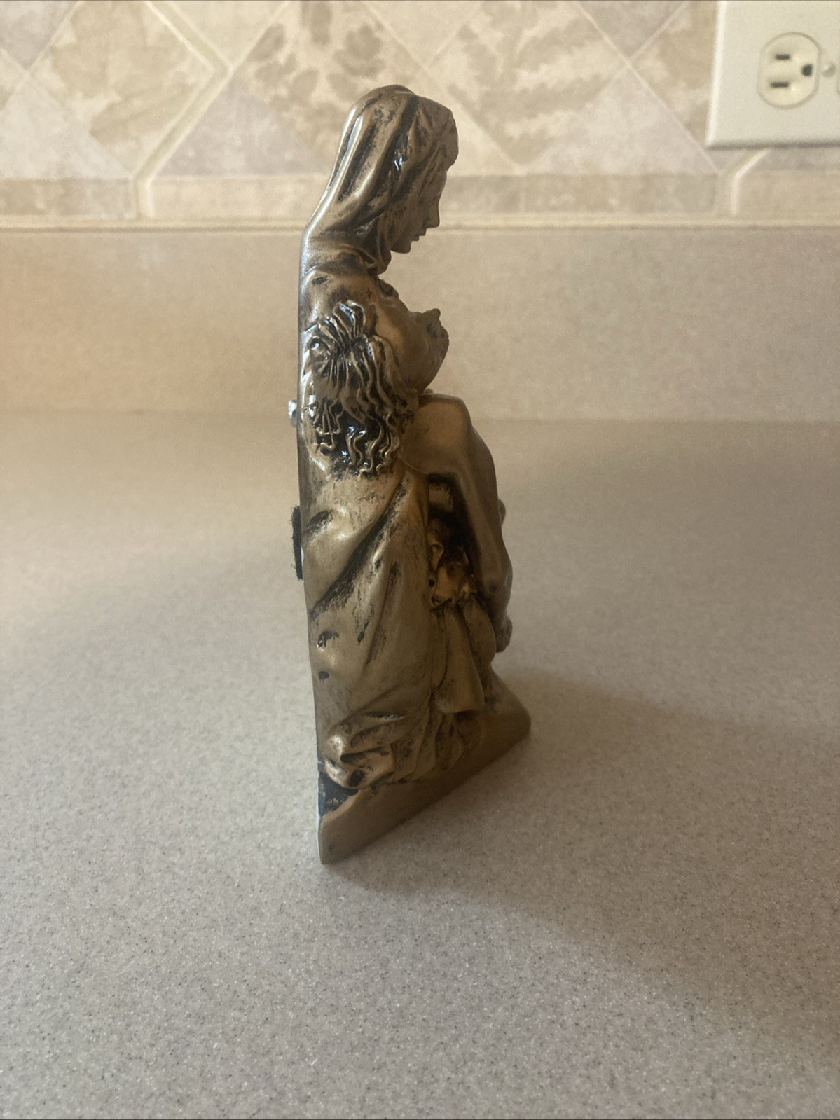 BATESVILLE CASKET COMPANY LIFE SYMBOLS PIETA CASKET CORNER FUNERAL