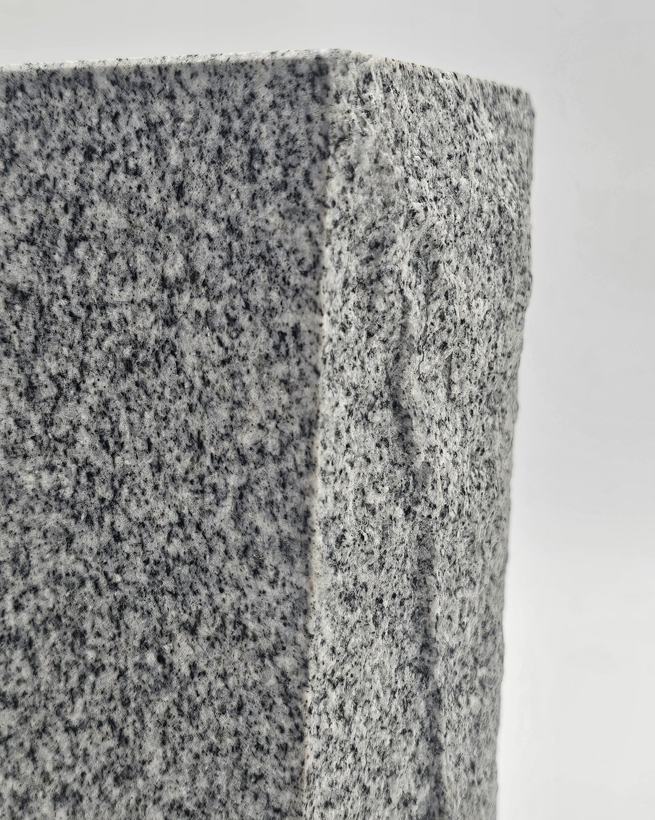Granite Memorial Vase Tapered Gray Shiney Speckled Edged Cemetery 9″×5.25″×4″