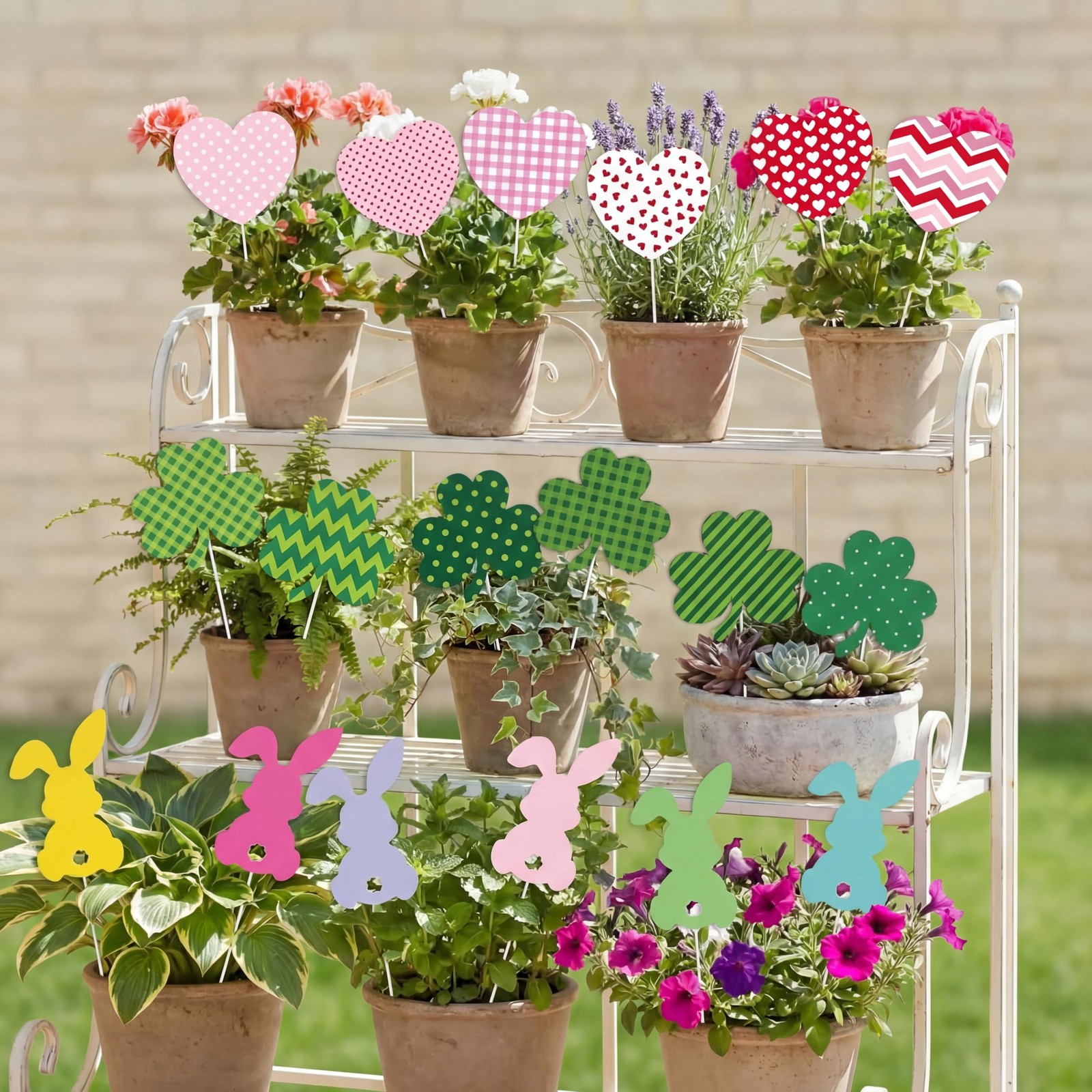 18 Pcs Garden Decor for Outside Heart Metal Garden Stakes, Outdoor Decoration…