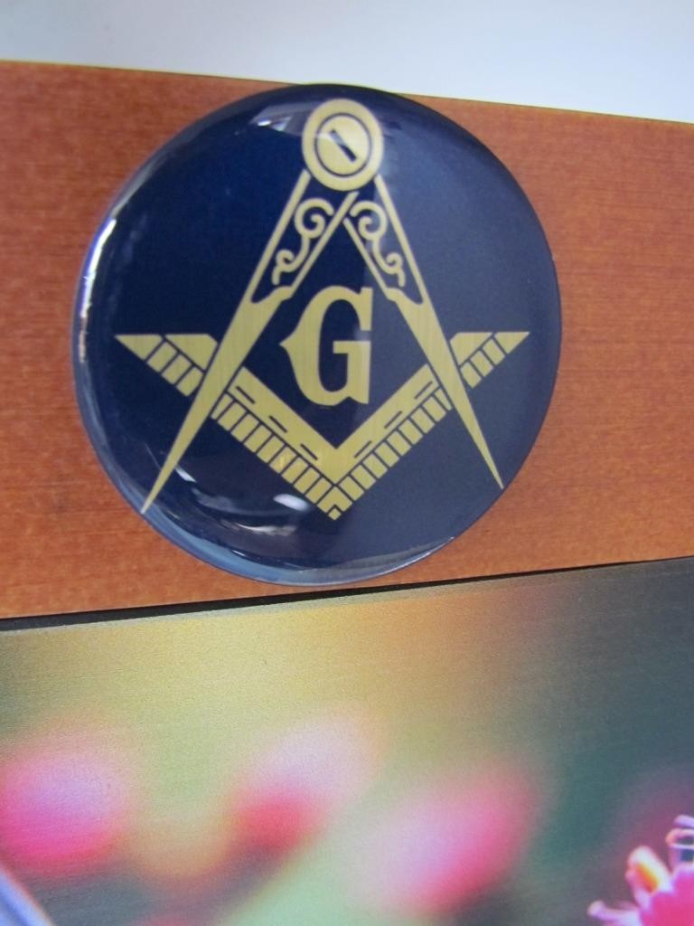 MASONIC MASON Urn for Ashes Modern Wooden Adult Cube Black Brown