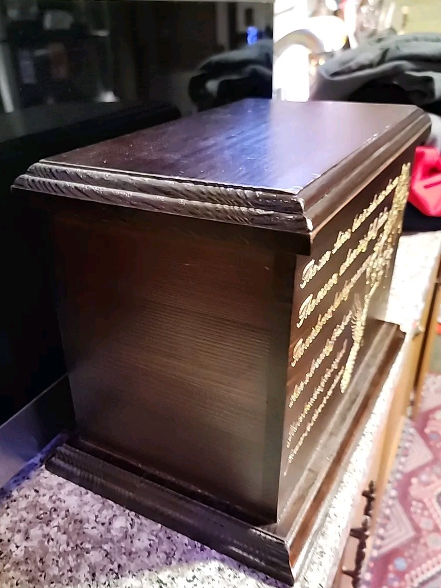 Cremation Memorial Urns Human Ashes Male Female Wooden Urns Box Hummingbird