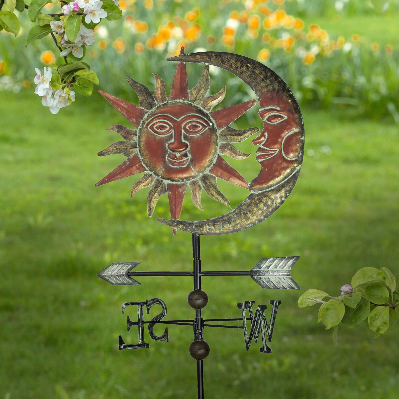 Sun & Moon Face Solar Outdoor Lights, Metal Decorative Stake Weathervane Gard…