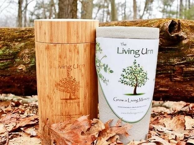 THE LIVING URN 💚🙏🌳 FREE SHIPPING!!!