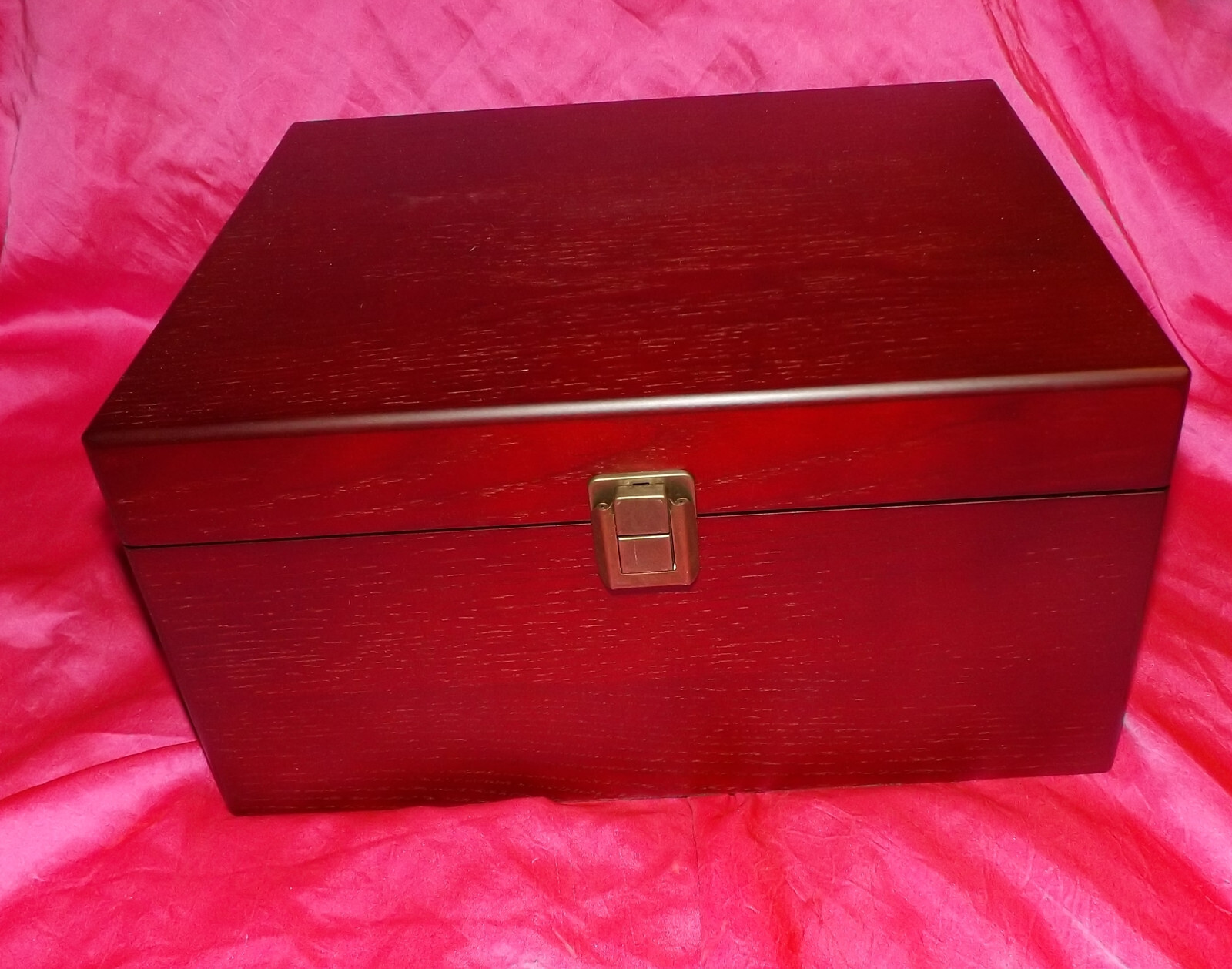 Cremation Momento Pre-Need Urn Kit III Cherry Wood Veneer Memory Box 71080304