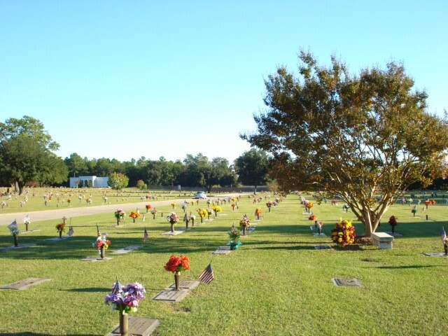 Burial plots at Evergreen Cemetery Park, Sumter SC  — 2 spaces w/vaults 