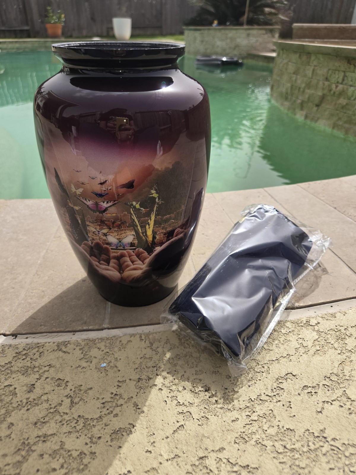 Metal Hand-Painted Cremation Urn for Ashes Vase Funeral Urn Butterflies God