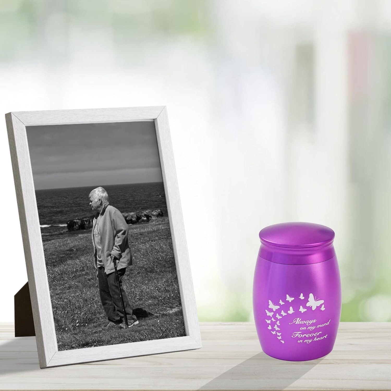 Durable & Stylish 2.67-Inch Butterfly Keepsake Urn for Ashes and Mementos