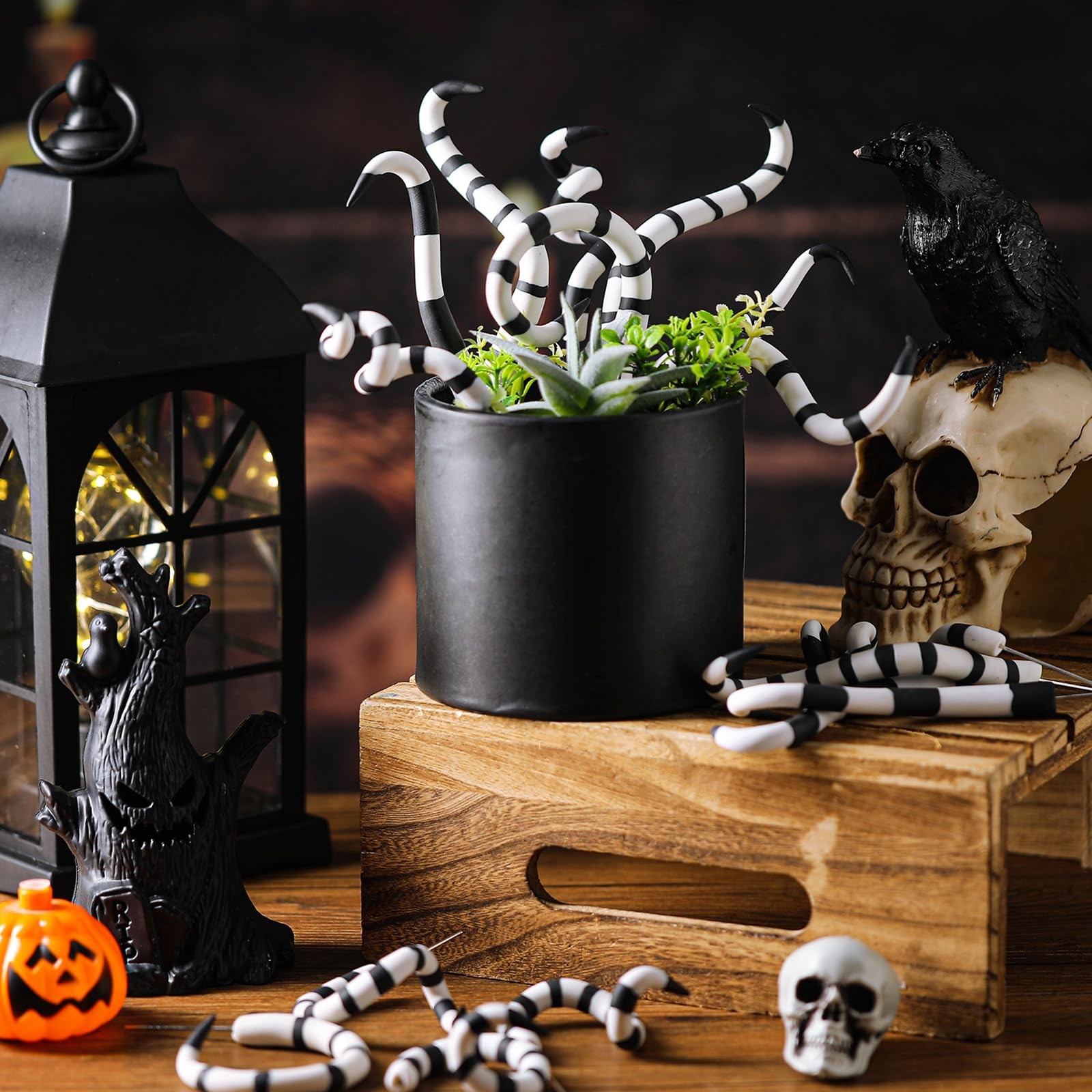 24 Pcs Halloween Plant Stakes Halloween Decoration Black and White Striped St…