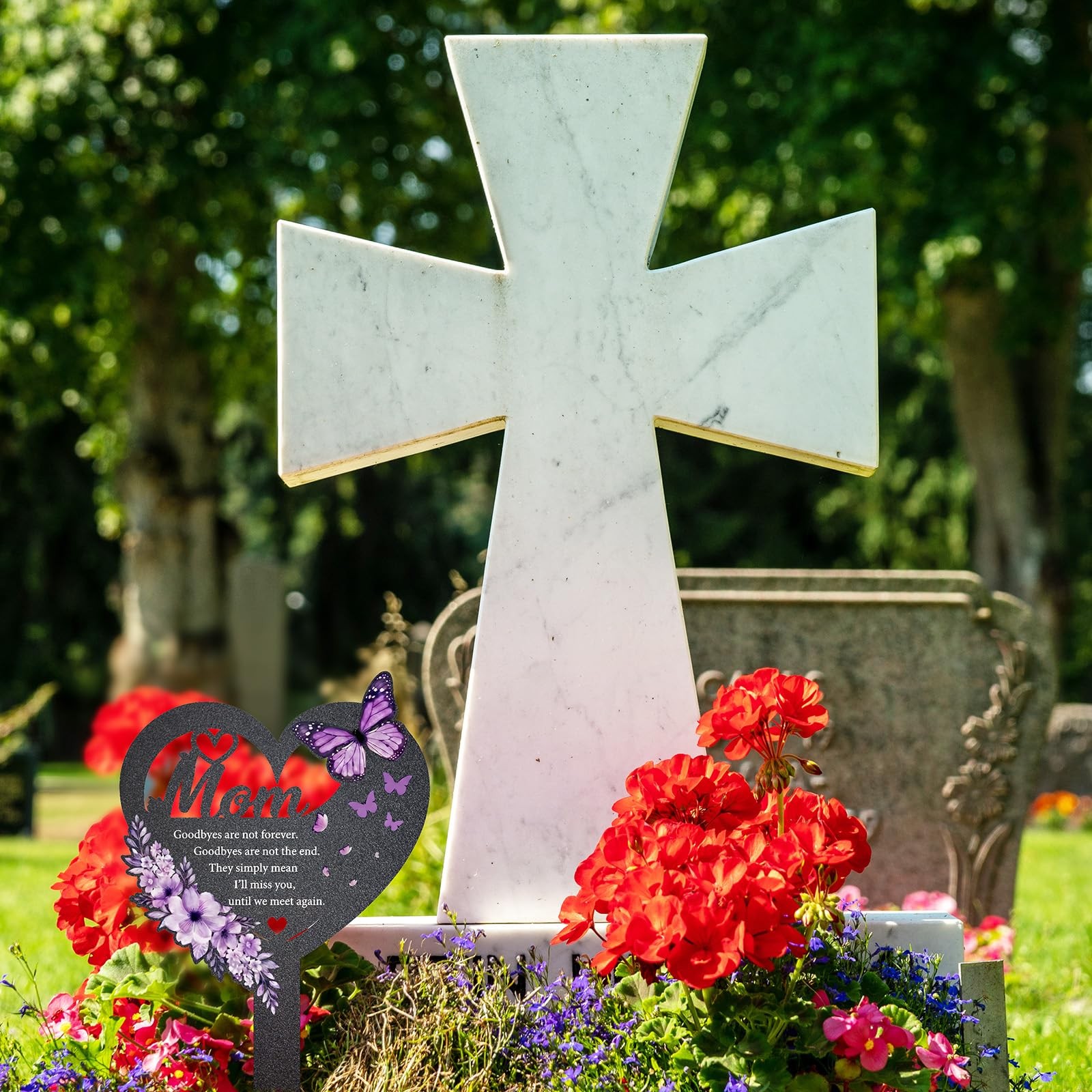 Memorial Gifts for Loss of Mom Heart Shaped Grave Decorations & Stakes
