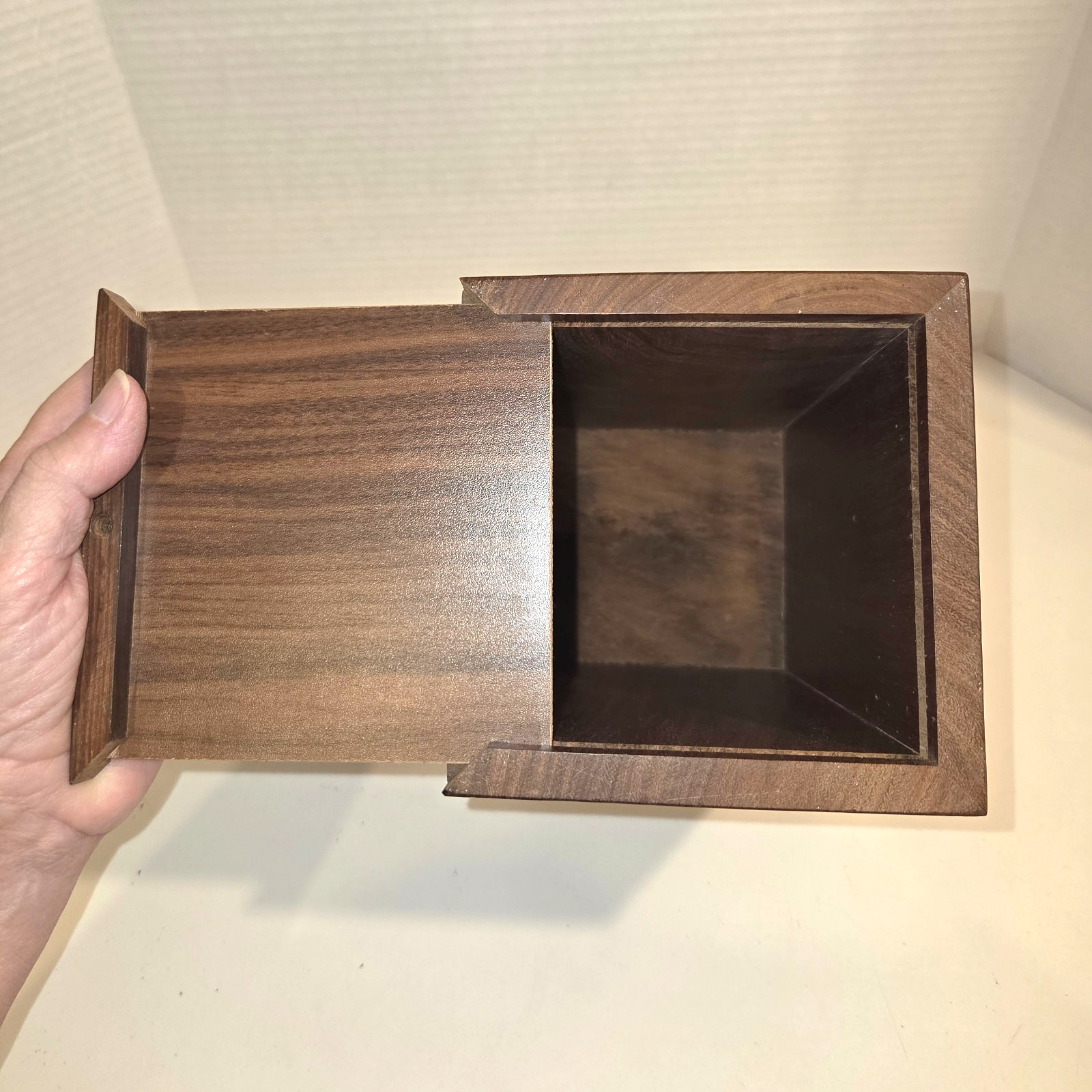 Cremation Urn Hand Carved Rosewood Tree Of Life Design 8.5″ X 4.78″ Adult/Lg Pet