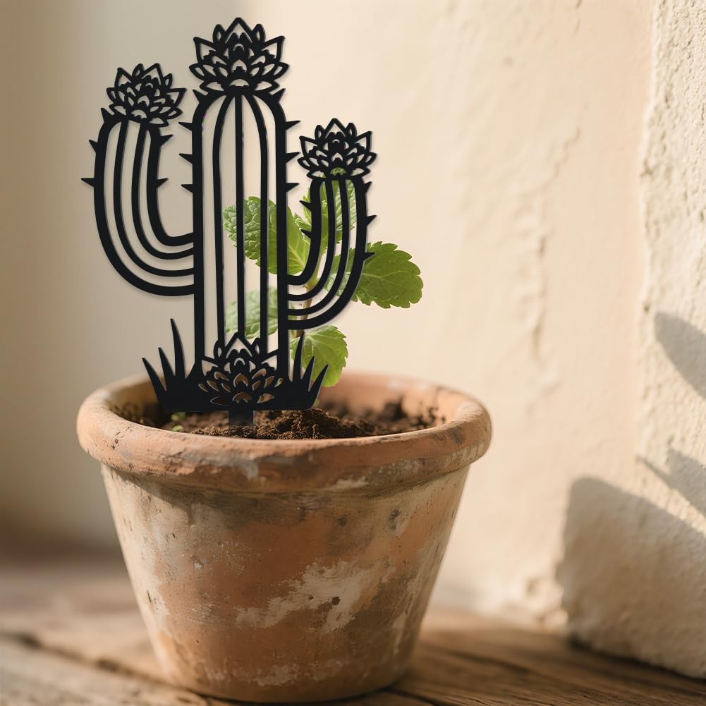 Cactus Metal Decorative Garden Stakes, Tropical Plant Silhouette Metal Outdoo…