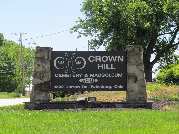 Crown Hill Cemetery | 39 plots for sale – many contiguous plots. Twinsburg, Ohio