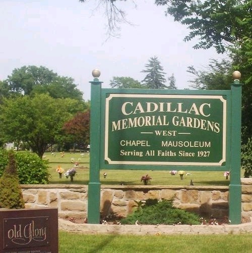 Cadillac Memorial Gardens West Cemetery Plot , Westland, MI Garden of Christus