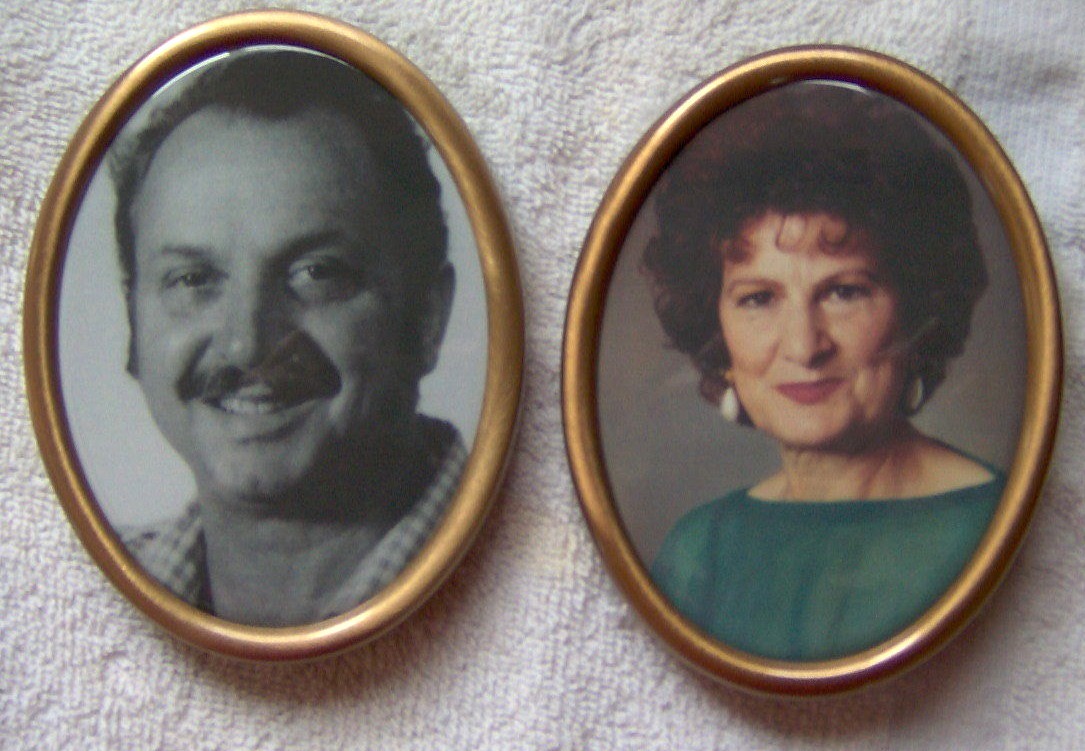 3.5″x 2.75″ Porcelain Photo Picture With Bronze Frame Outdoors Cemetery