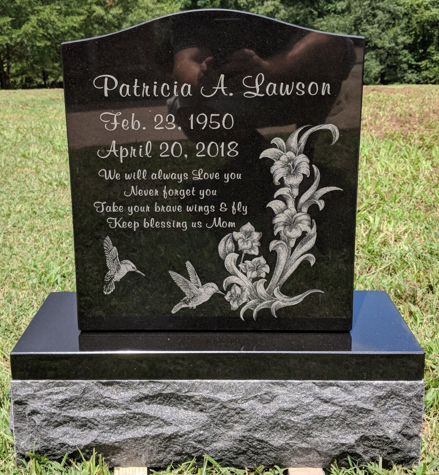Granite Memorial Headstone Etched India Black Die & Base with Photo 14x4x16″