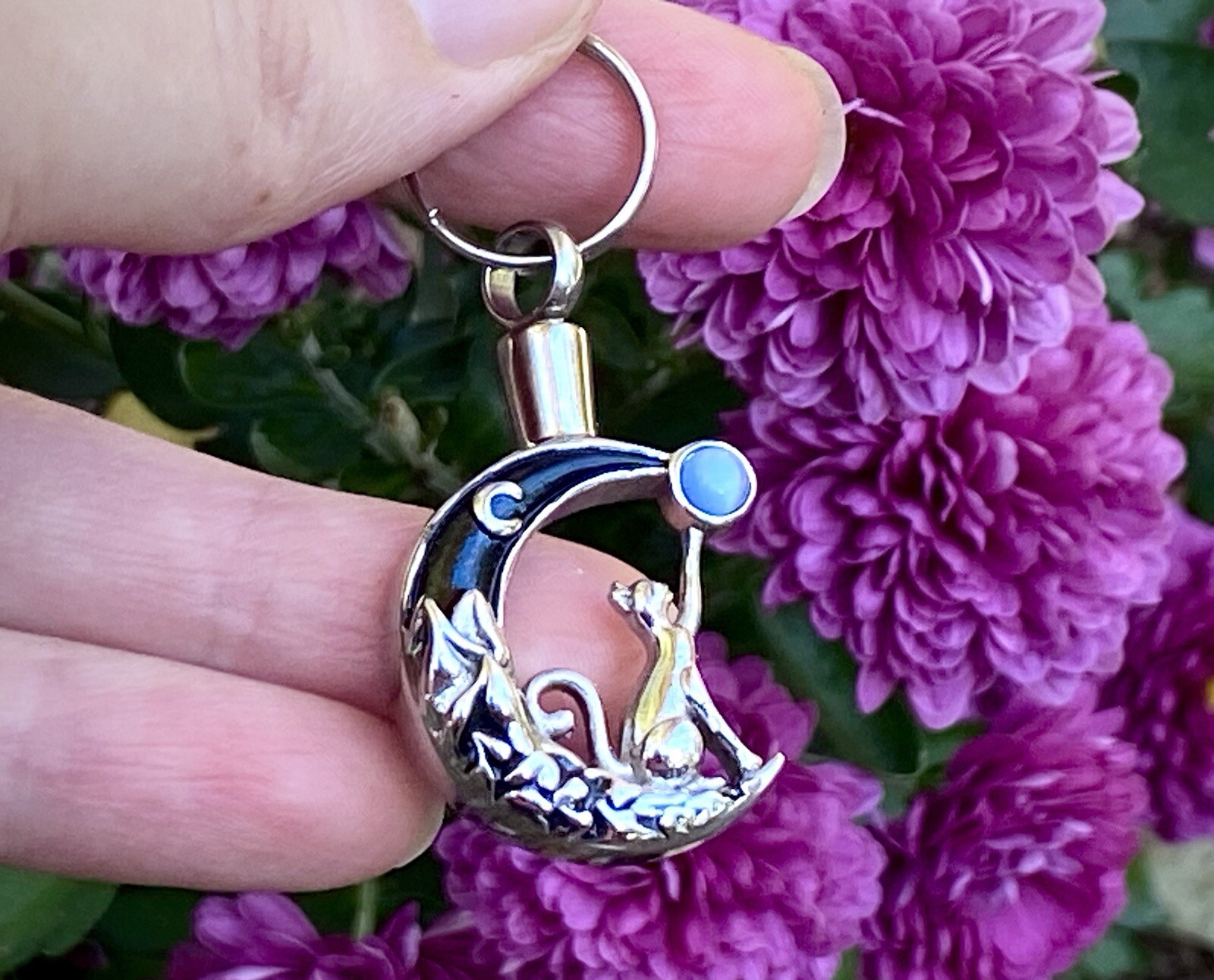 Keyring Urn .5″ Key Chain Cat Moon Stone Cremation Pendant for Ashes Kitty Gift
