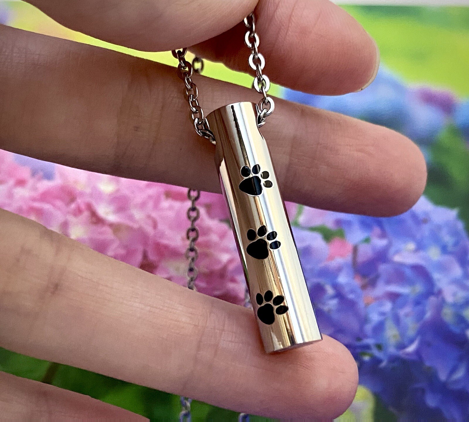 Keyring Urn .5″ Key Chain Pet Cremation Pendant Holds Ashes Dog Cat Paw Prints