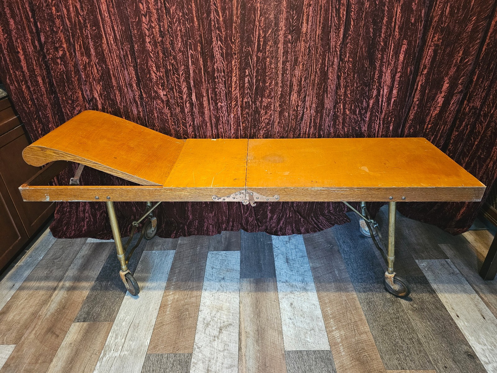 Gleason Cooling Board / Embalming Table w/ Metal Legs funeral mortuary