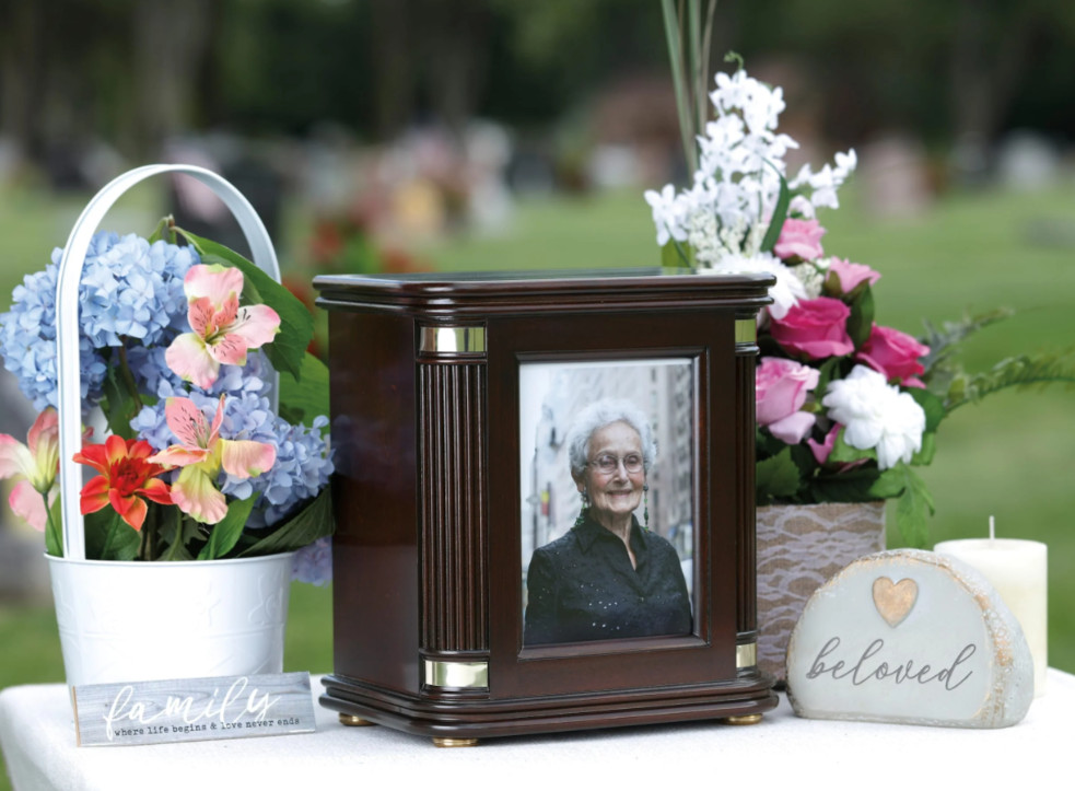 Howard Miller Honor III 800-237 (800237) Funeral Cremation Photo Urn, 270 ins.