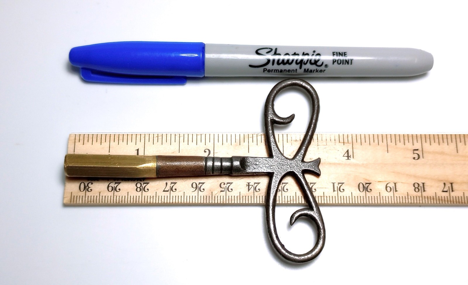 Ornate Cast Iron Winding Casket Key / Coffin Key