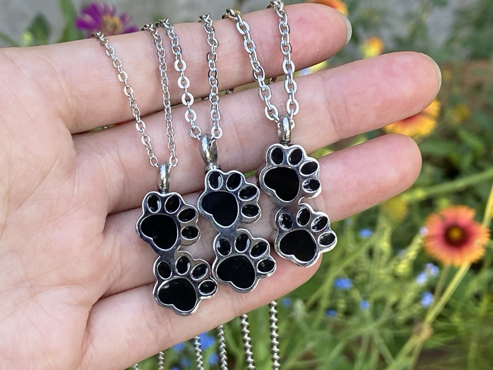 Keyring Urn .5″ Key Chain Pet Cremation Pendant Holds Ashes Dog Cat 2 Paw Prints