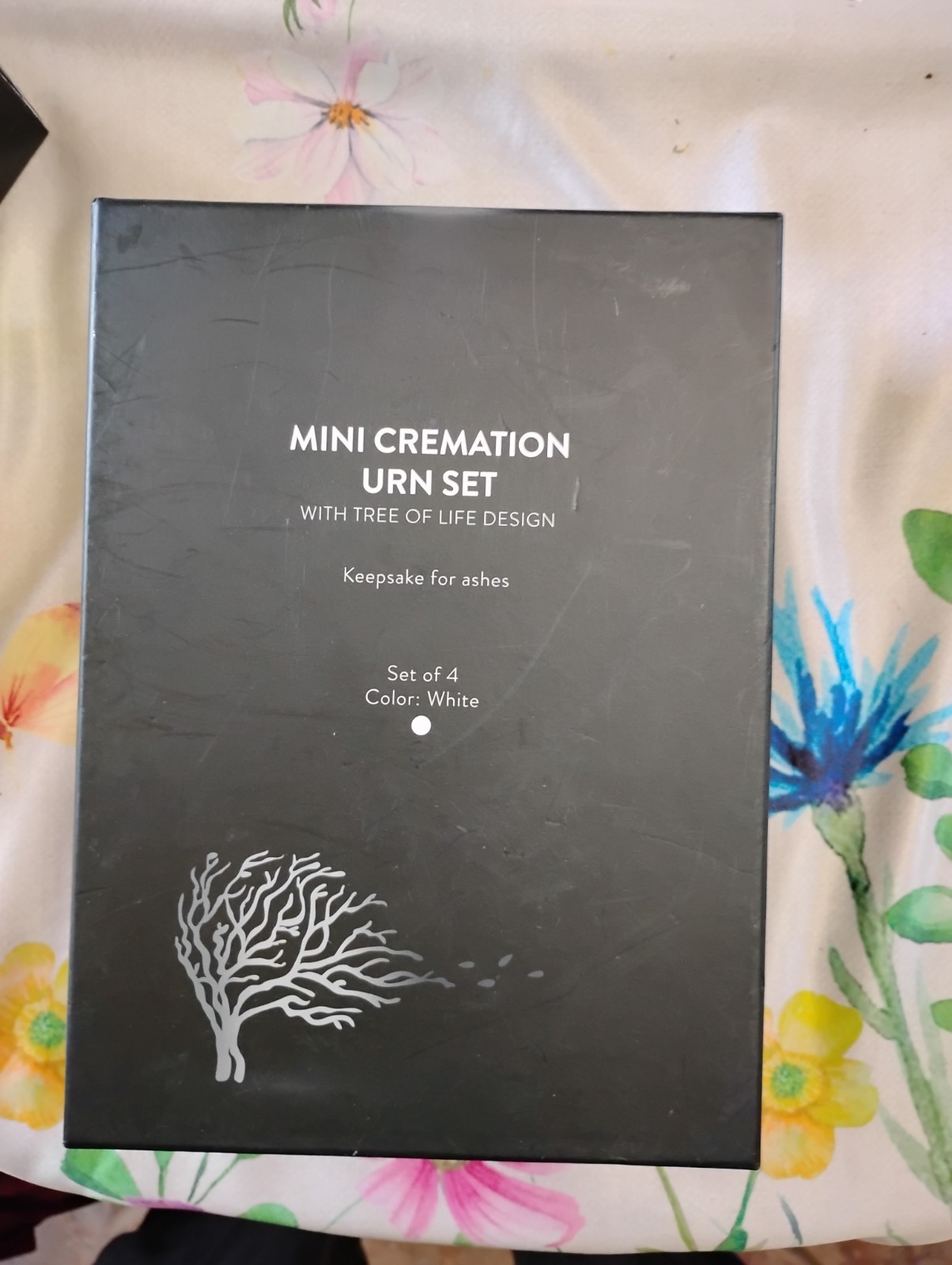 BRAND NEW MINI CREMATION URN SET, TREE OF LIFE DESIGN, WHITE