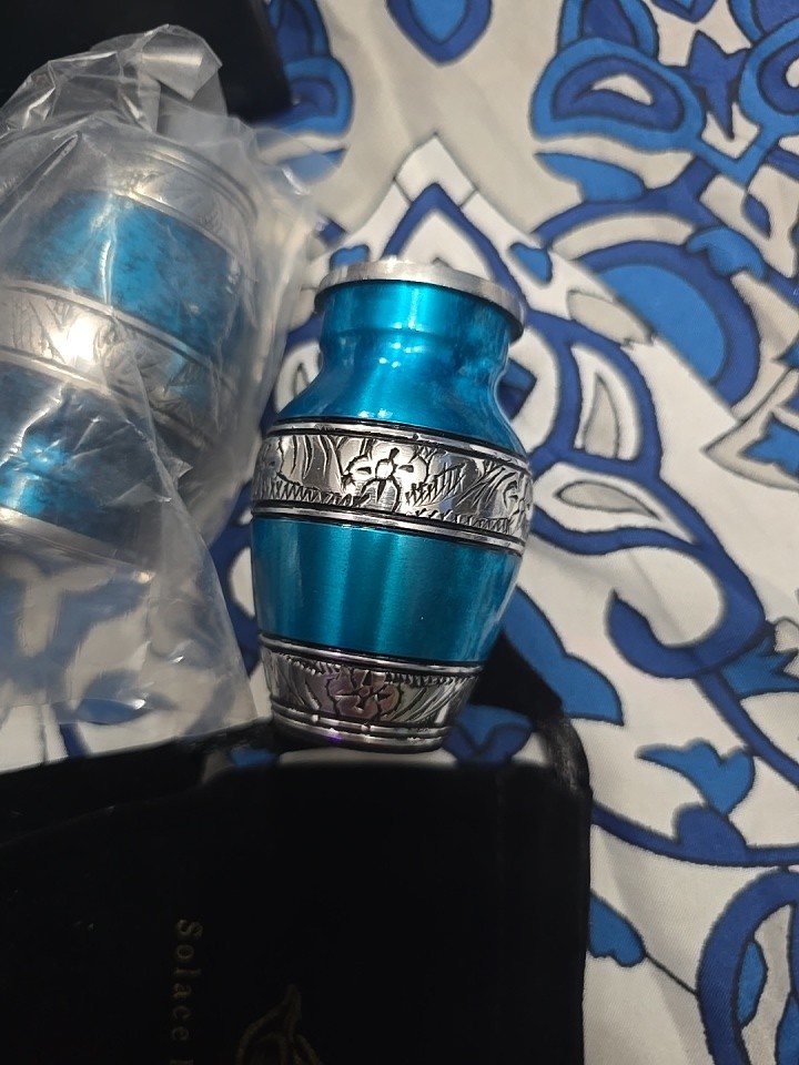 Solace Forever Blue Urn for Human Or Pet Ashes – Mini Memorial Urn Blue