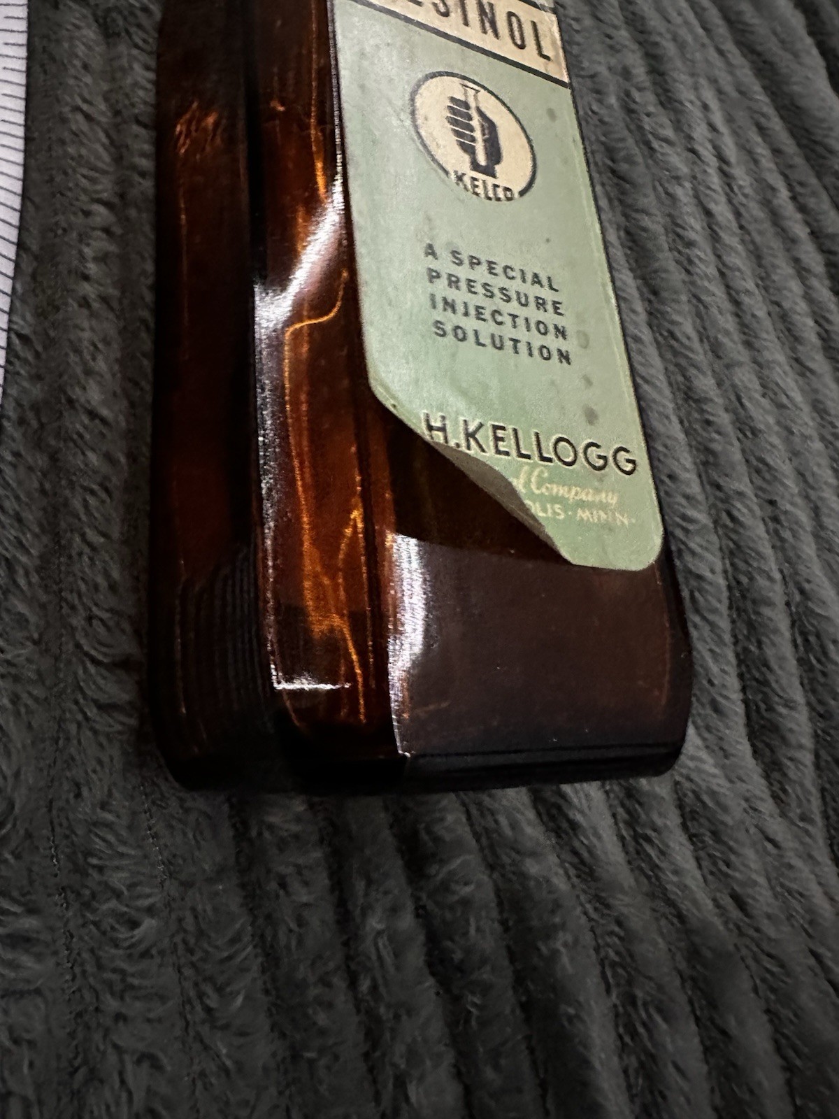 Embalming Fluid Vintage empty Amber Bottle-presinol-l. H Kellogg-mortuary