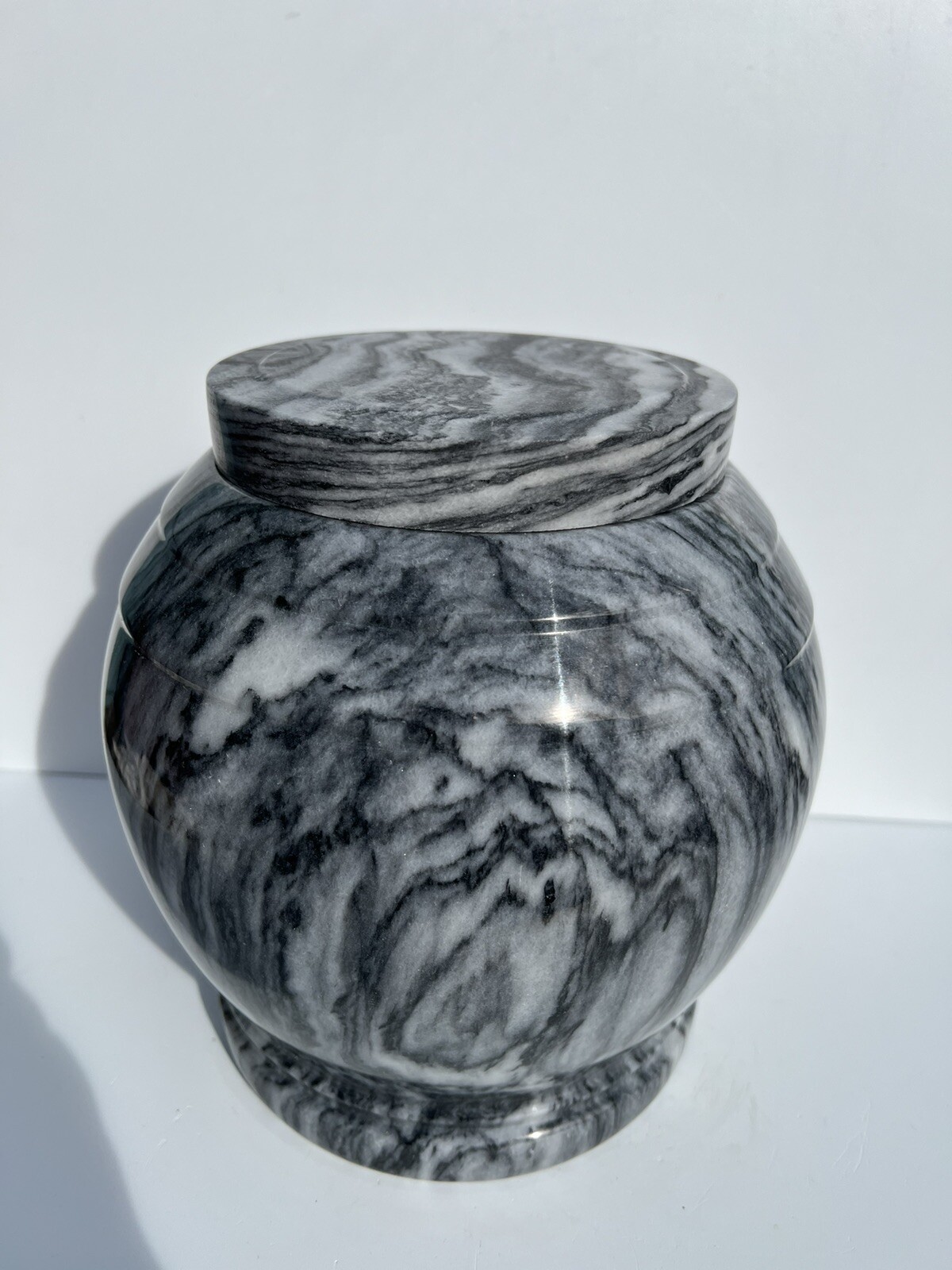 Cashmere Marble, Gray/White Color, Adult Cremation Urn
