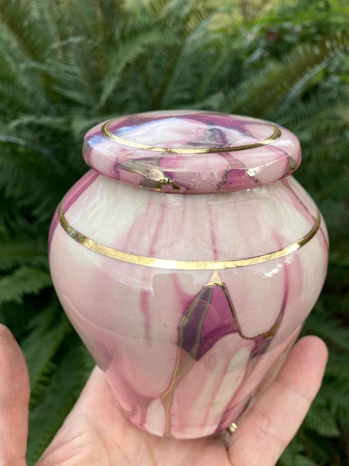 Handmade Ceramic Cremation Urn in Mother of Pearl small size for pet ashes 50 ci