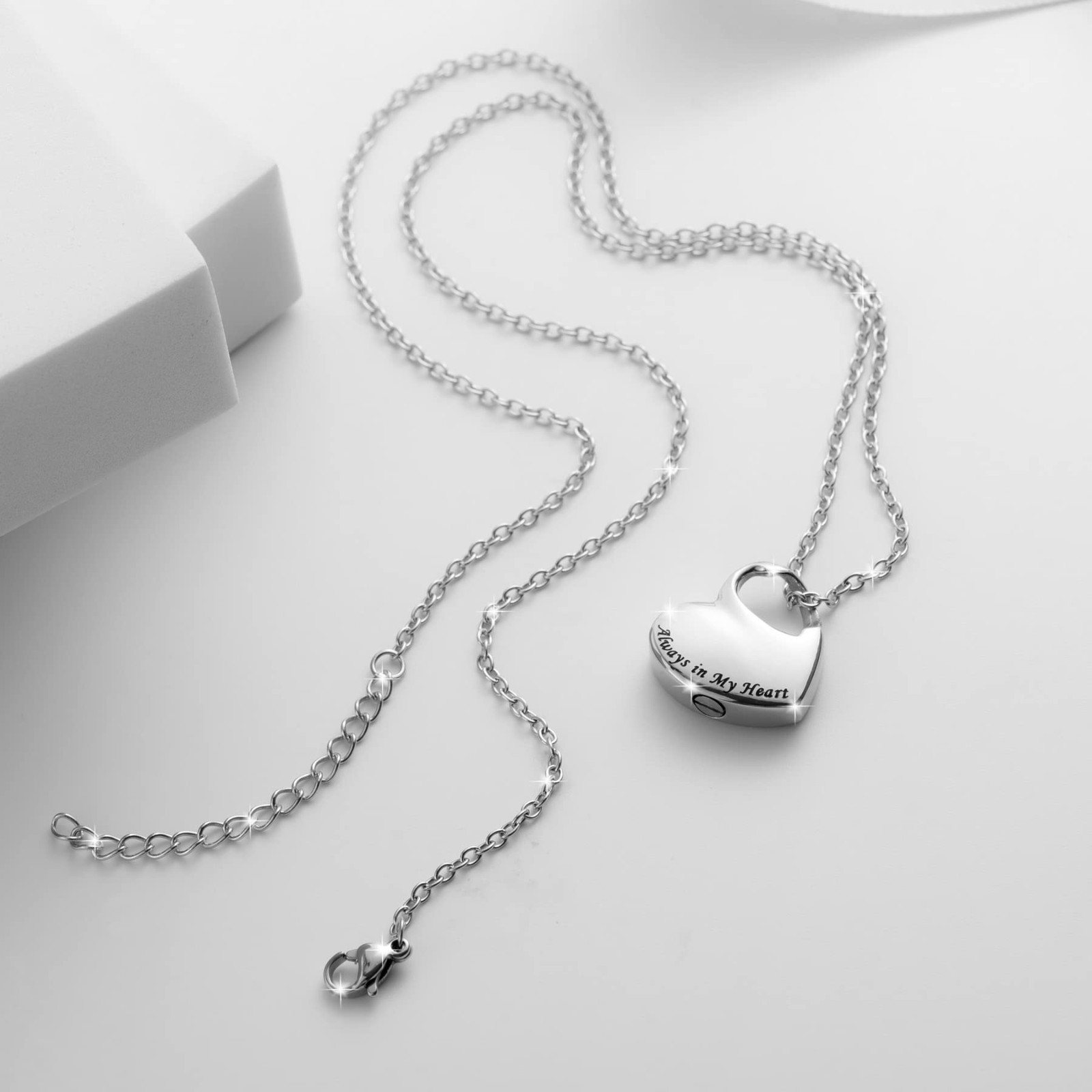 3 Pack Heart Urns for Ashes – Waterproof Cremation Jewelry Necklaces & Locket Se