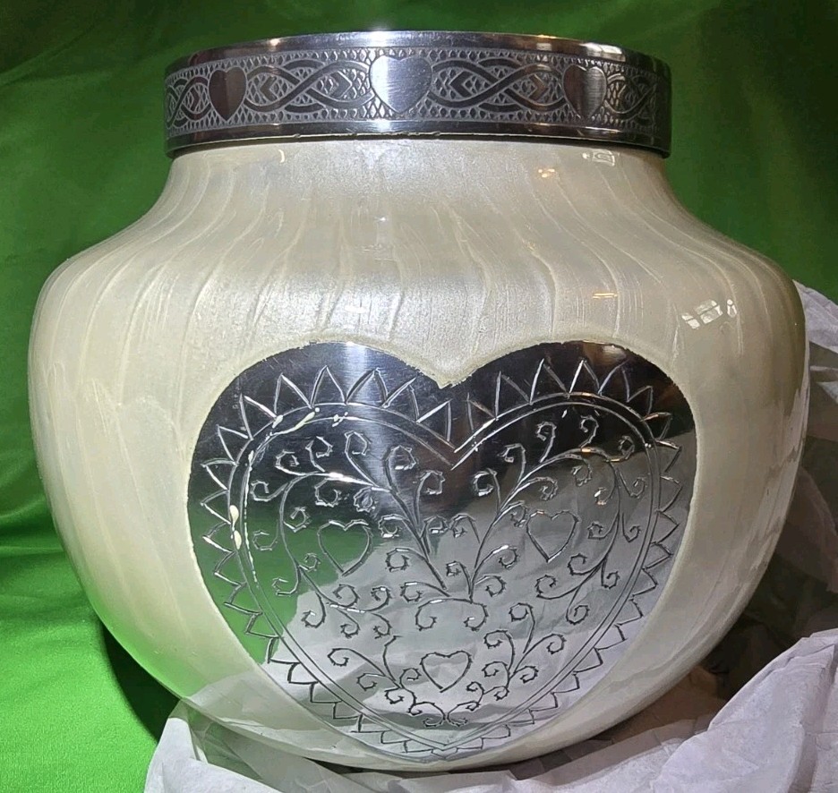 hlc Urn Pearlescent White Silver Heart Candle Cremation Memorial Funeral, NIB