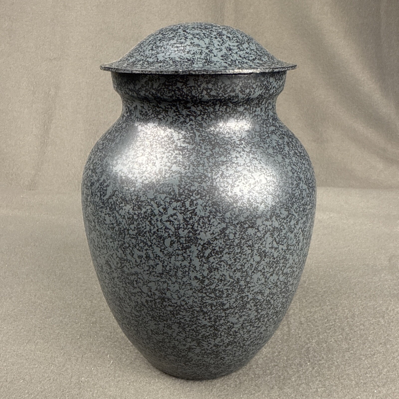 Brass Ashes Urn 8″ Speckled Green Metal Screw On Lid Medium Size Great for Pets