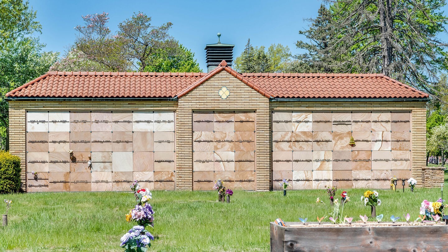2 SIDE BY SIDE Burial Plots at Ottawa Hills Memorial Park, Toledo, Oh