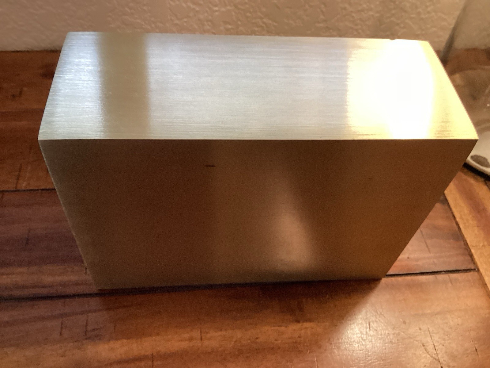 Matthews Golden Brass Metal Memorial Funeral Cremation Urn Adult Human Ash 9”