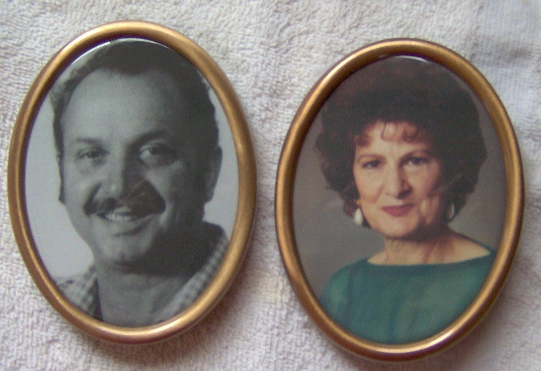 6.25″x 4.75″ Porcelain Photo Picture With Bronze Frame Cemetery Headstone