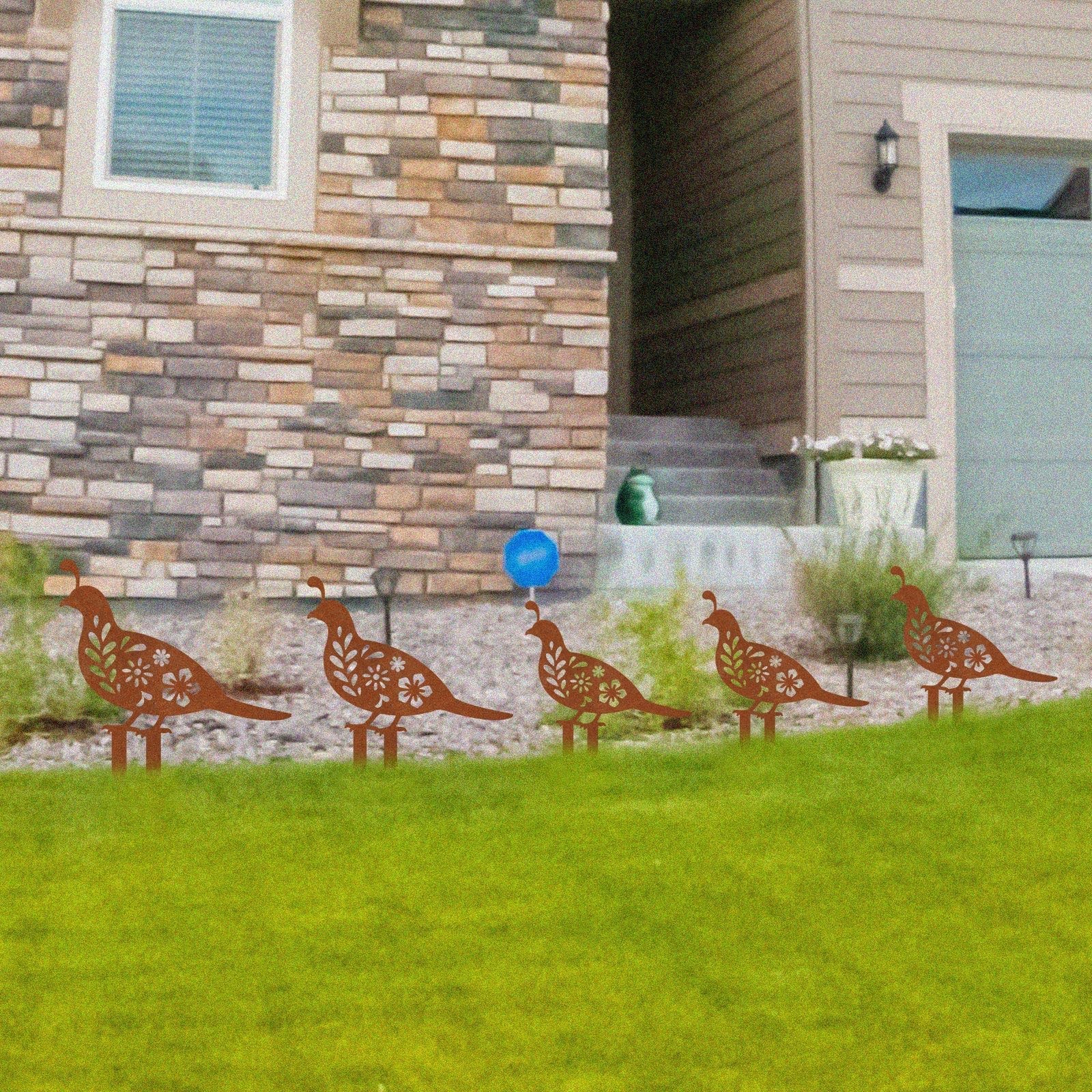 Metal Garden Decorative Statues Distinct Hen and Chicks Silhouette Design,Bla…