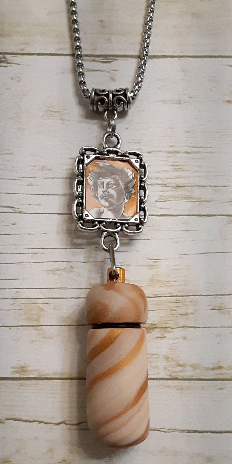 A Necklace Urn Stainless Cremation Jewelry Keepsake Urn Cremation Gold