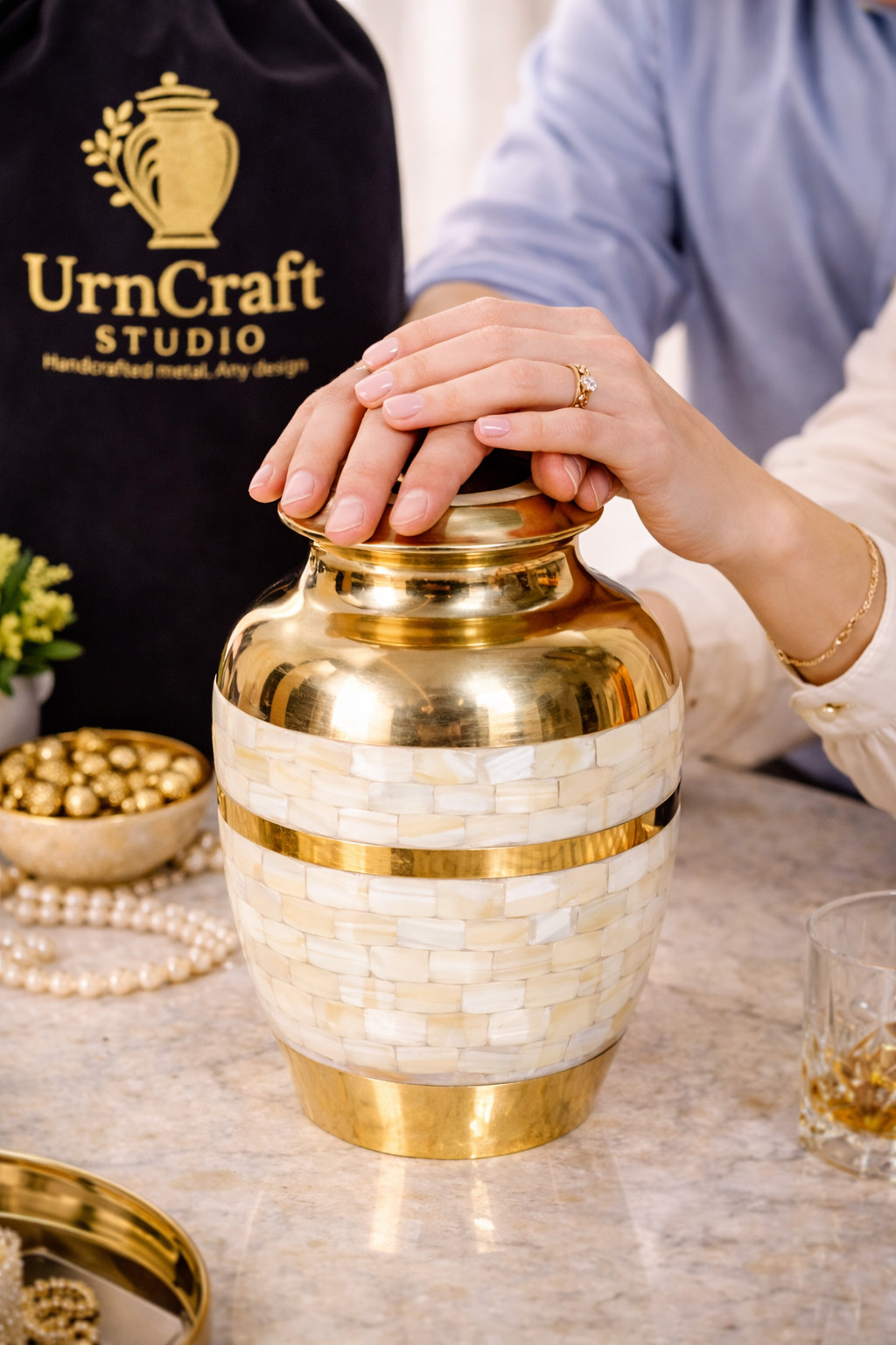 Mother of Pearl Cremation Urn – Brass Seashell Inlay with Velvet Bag