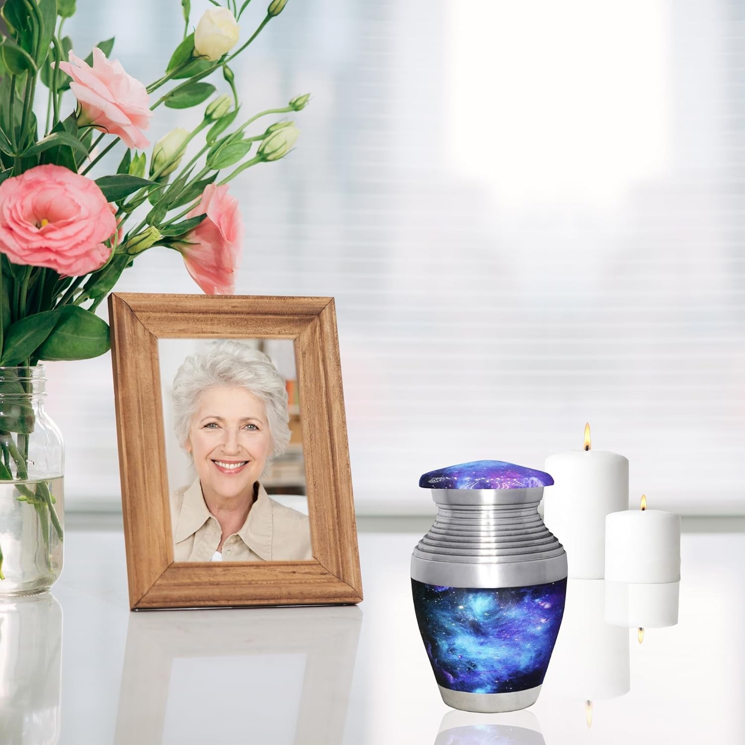 Small Keepsake Urn for Ashes Adult Male & Female, Mini Urns for Human Ashes Man