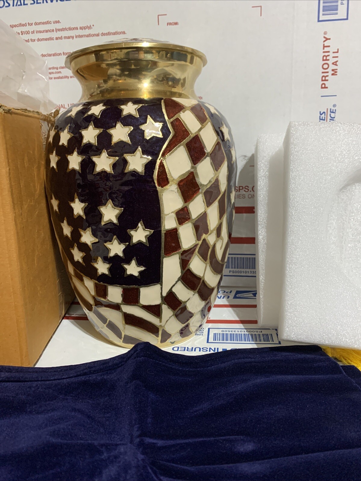 Patriotic Flag Classic Large Urn for Human Ashes – for Veterans First Responders
