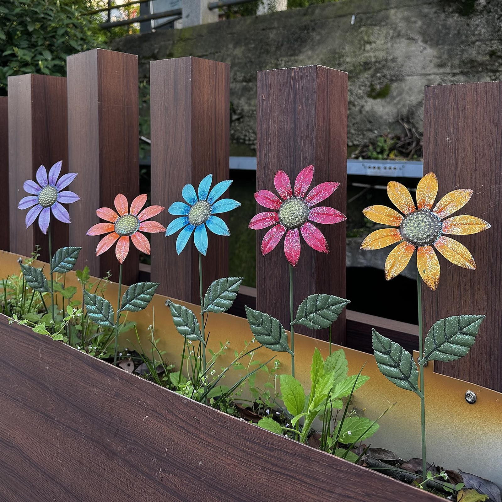 16.15 Inch Metal Flowers Decorative Garden Stakes Swaying Yard Art 5 PCS