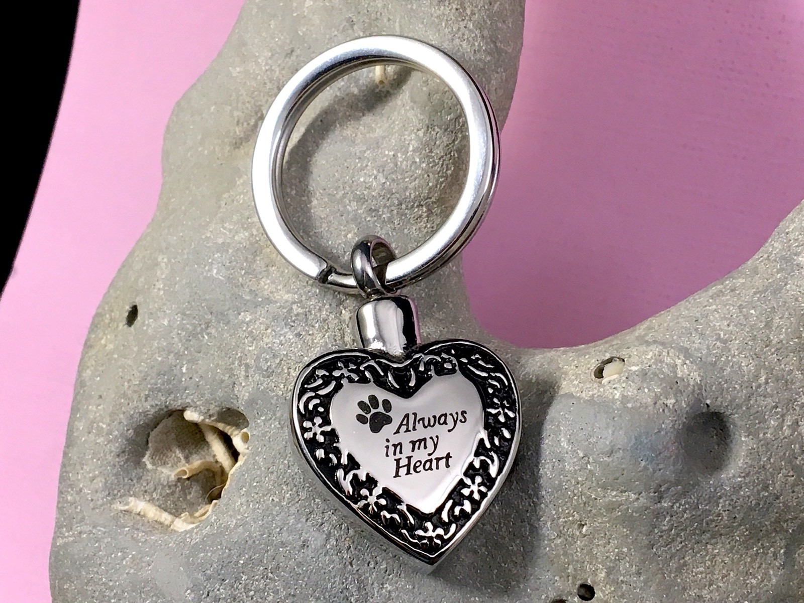 Keyring Urn .5″ Key Chain Pet Cremation Pendant Dog Cat Ash Always in my Heart