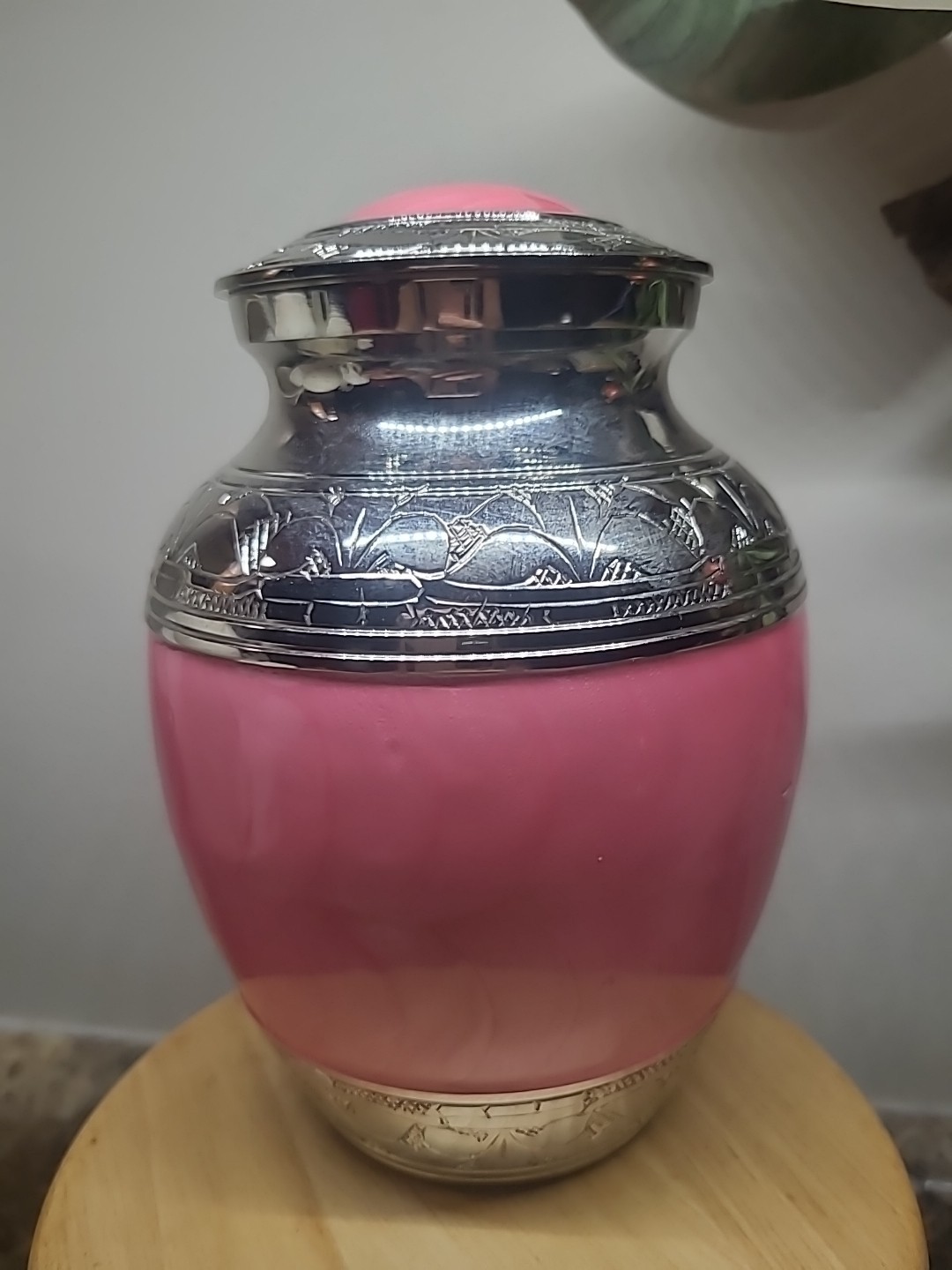 Pink Enamel Urn~5.5″ Small